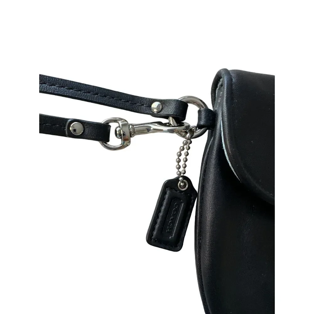 Coach Black Leather Fold‎ Over Clutch Wristlet Silver Hardware Credit Card Slots